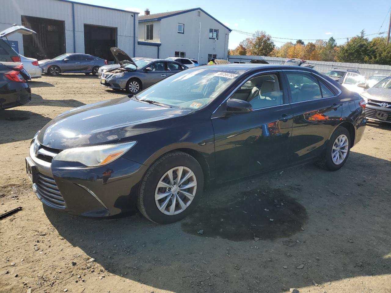 2015 TOYOTA CAMRY