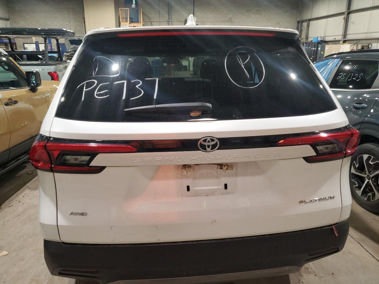2024 TOYOTA HIGHLANDER