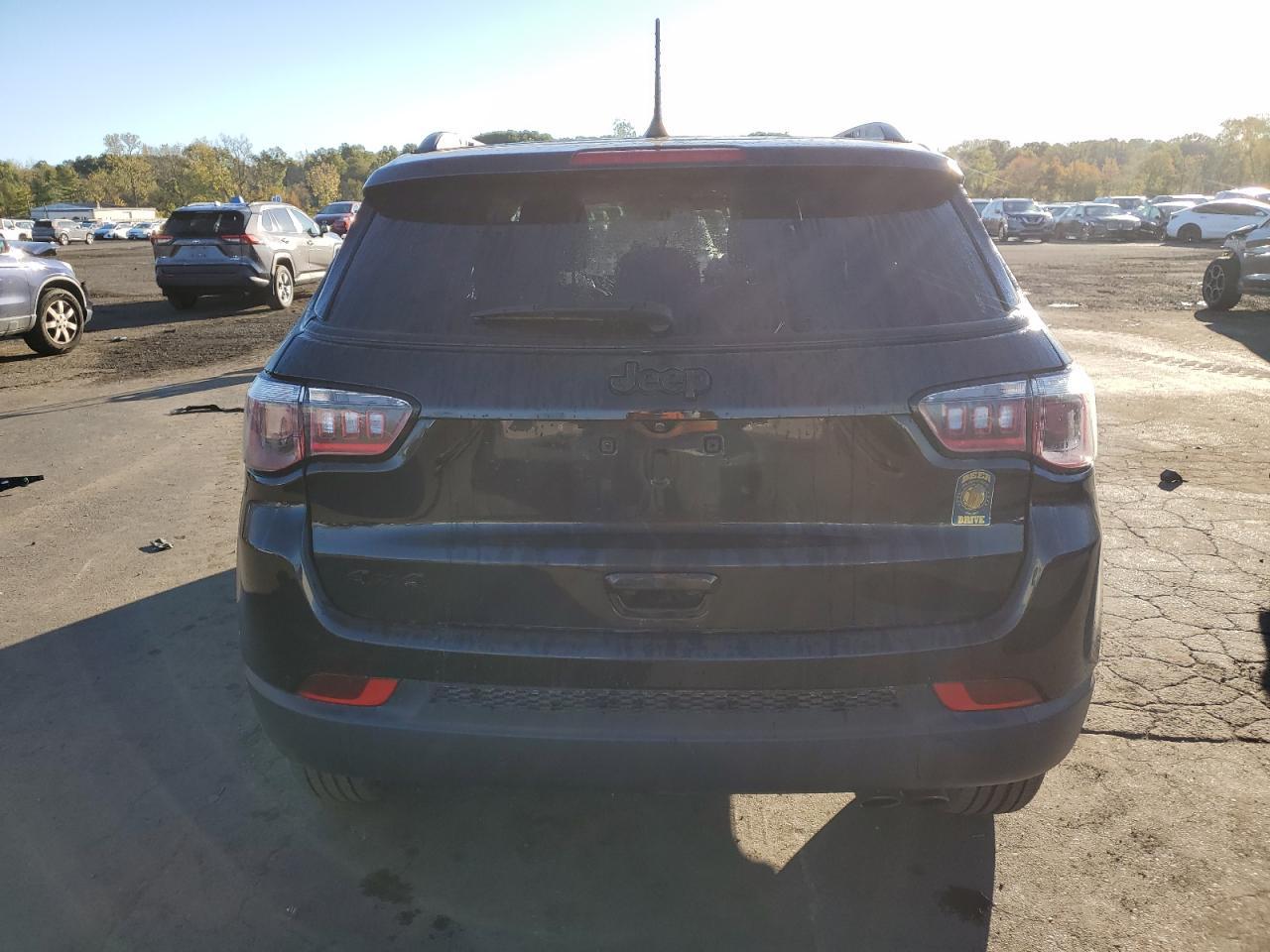 2020 JEEP Compass