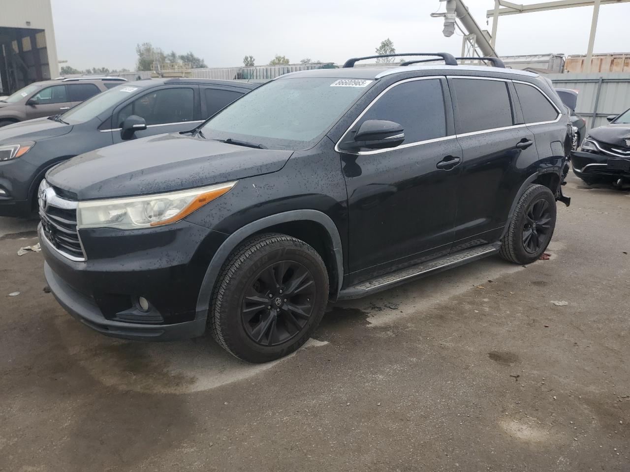2015 TOYOTA HIGHLANDER