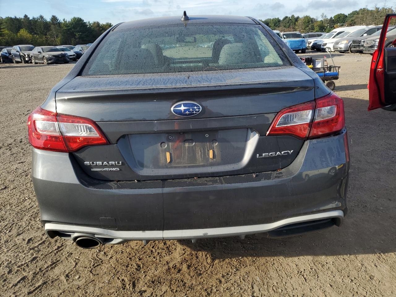 2018 SUBARU Legacy