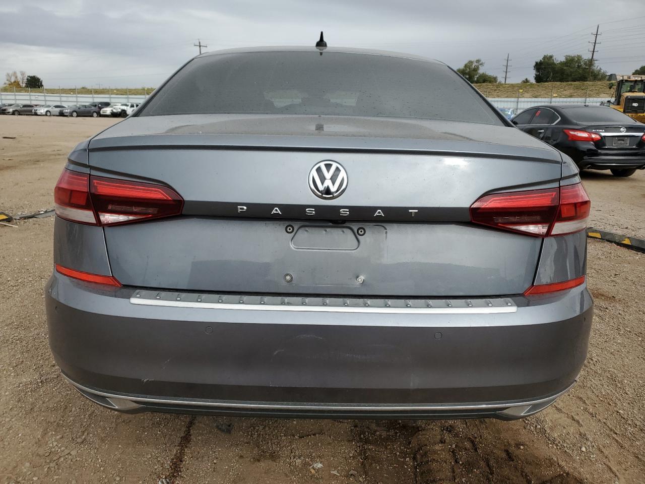 2022 VOLKSWAGEN Passat