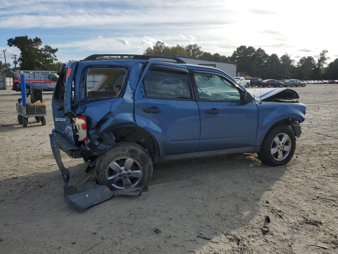 2009 FORD ESCAPE