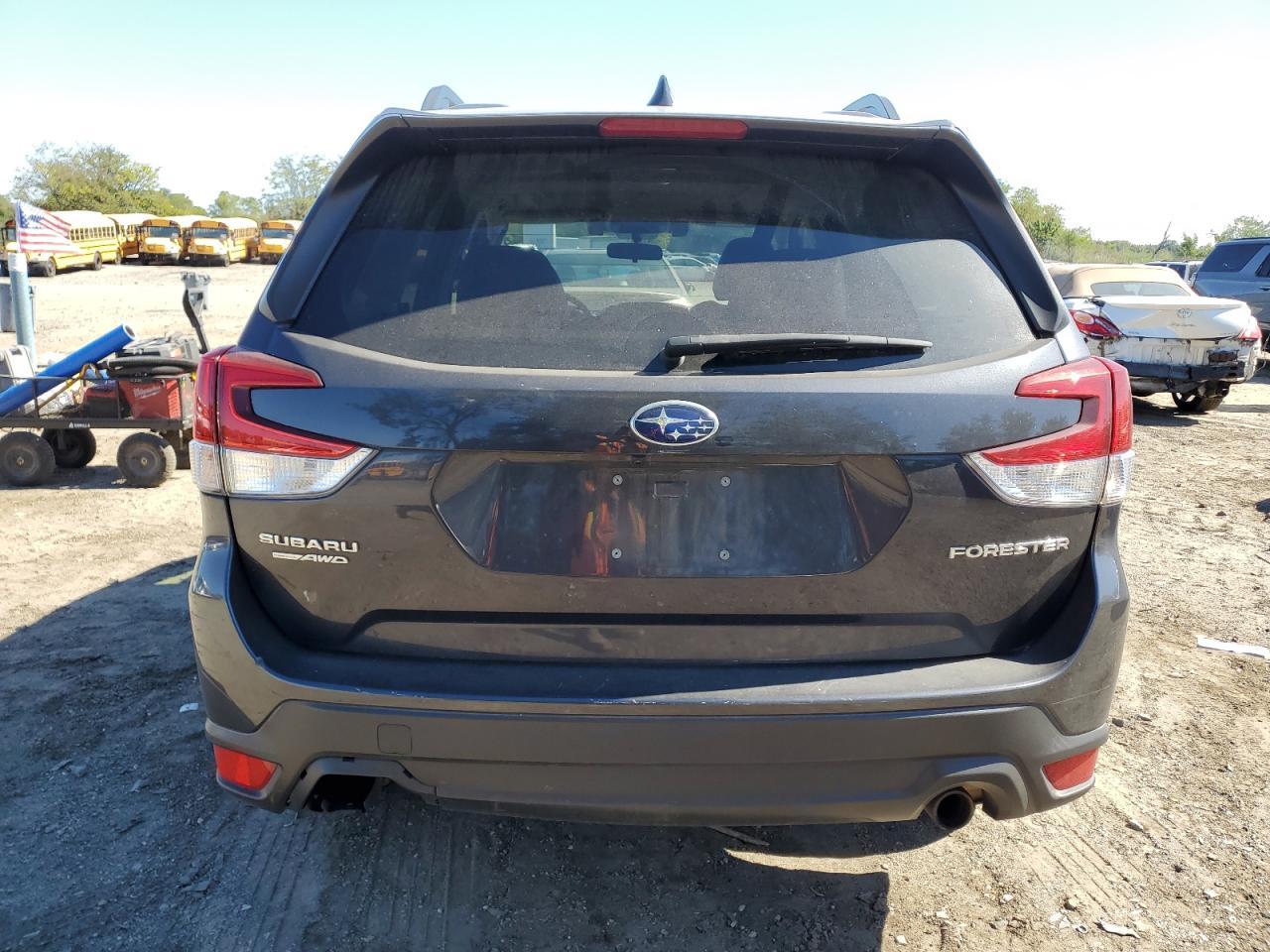 2019 SUBARU FORESTER