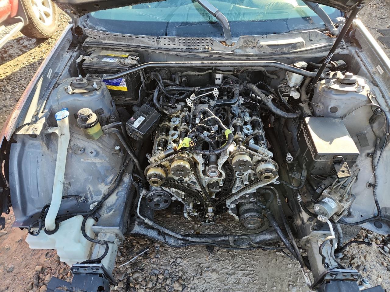 2010 HYUNDAI GENESIS