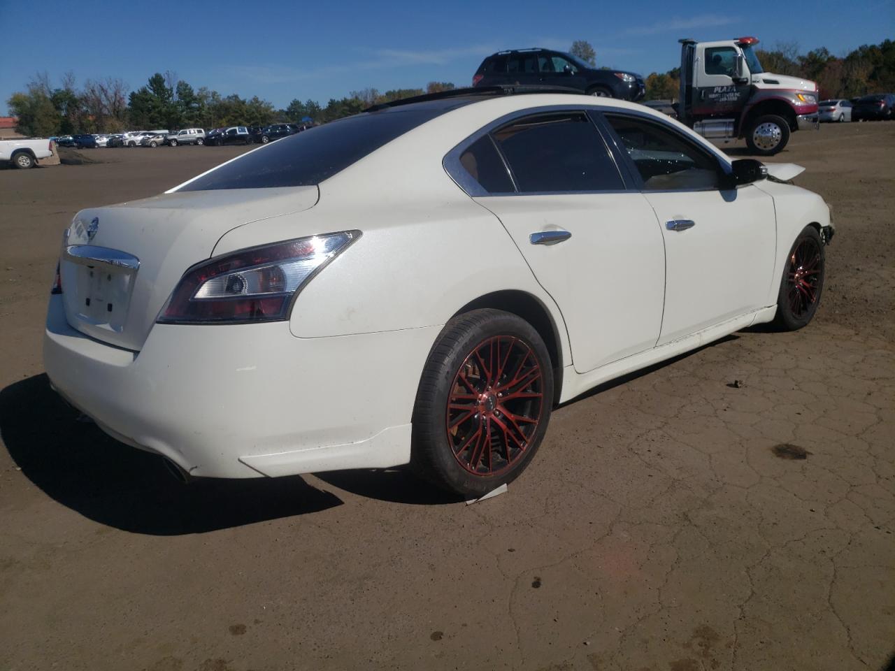 2014 NISSAN Maxima