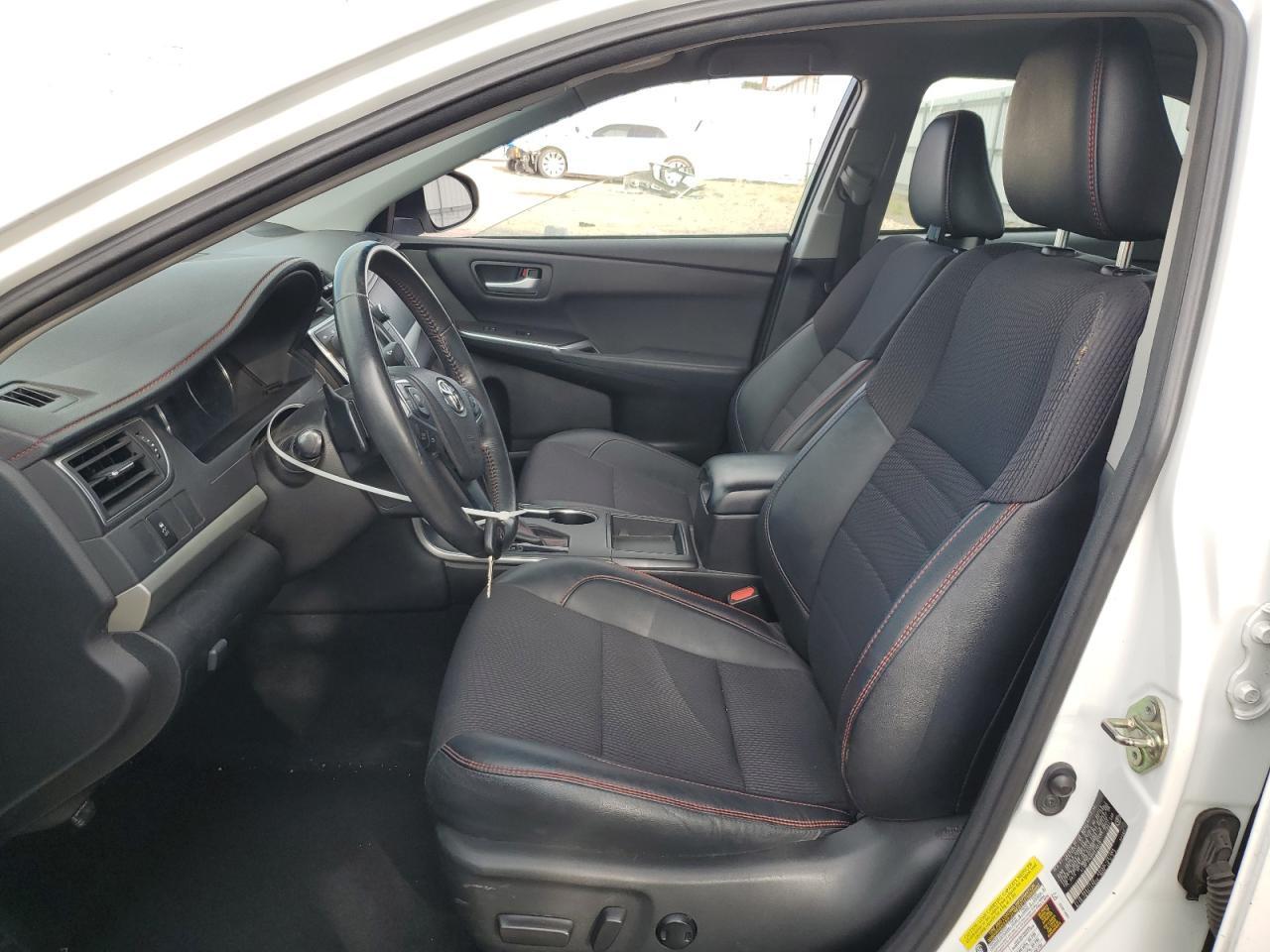 2017 TOYOTA CAMRY