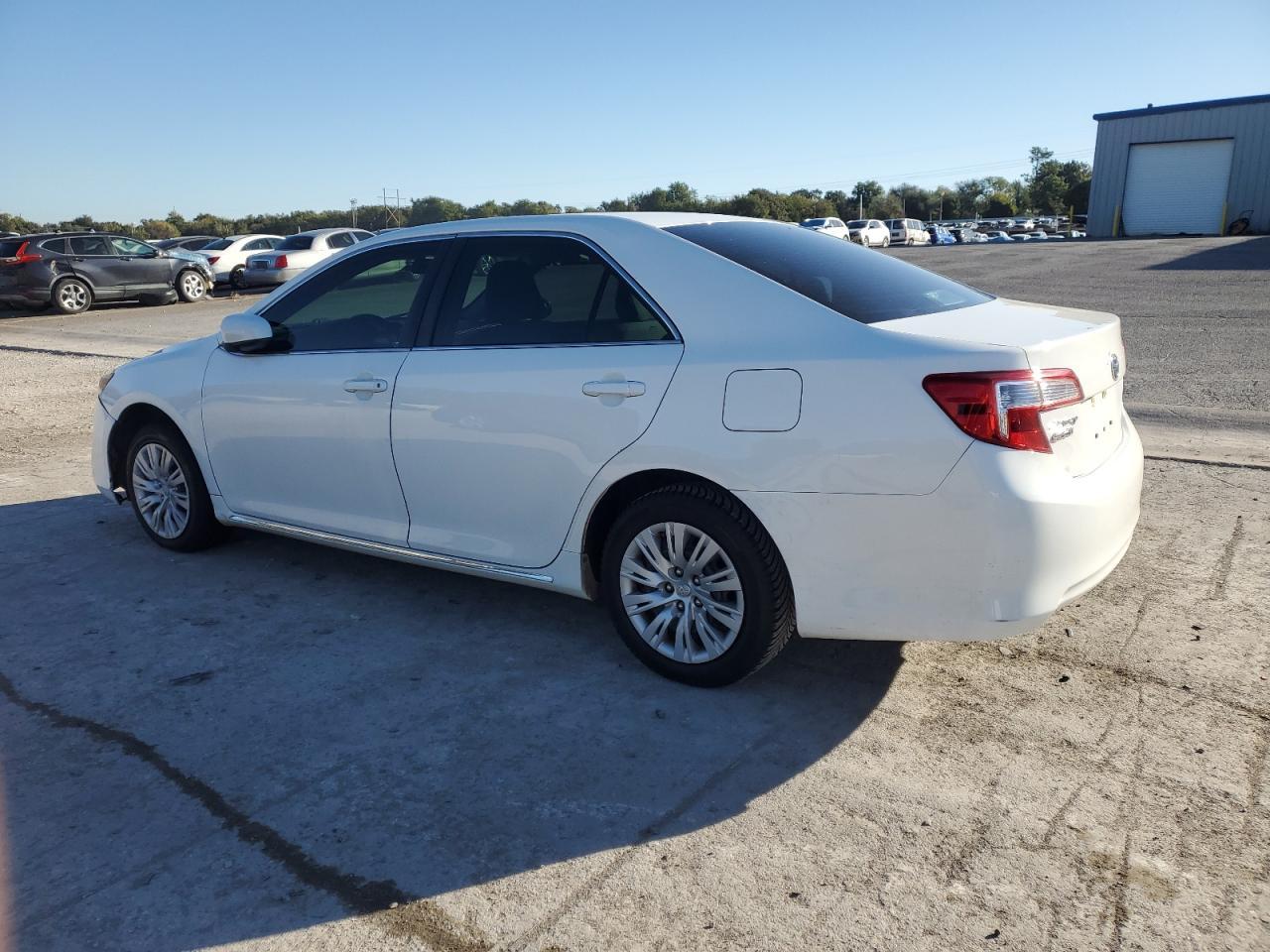 2014 TOYOTA CAMRY