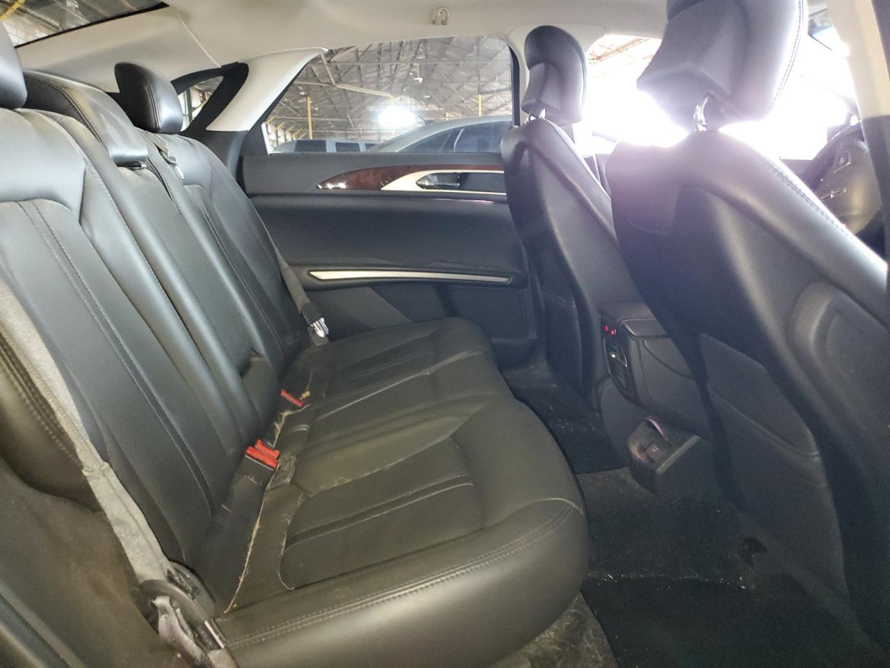 2013 LINCOLN MKZ