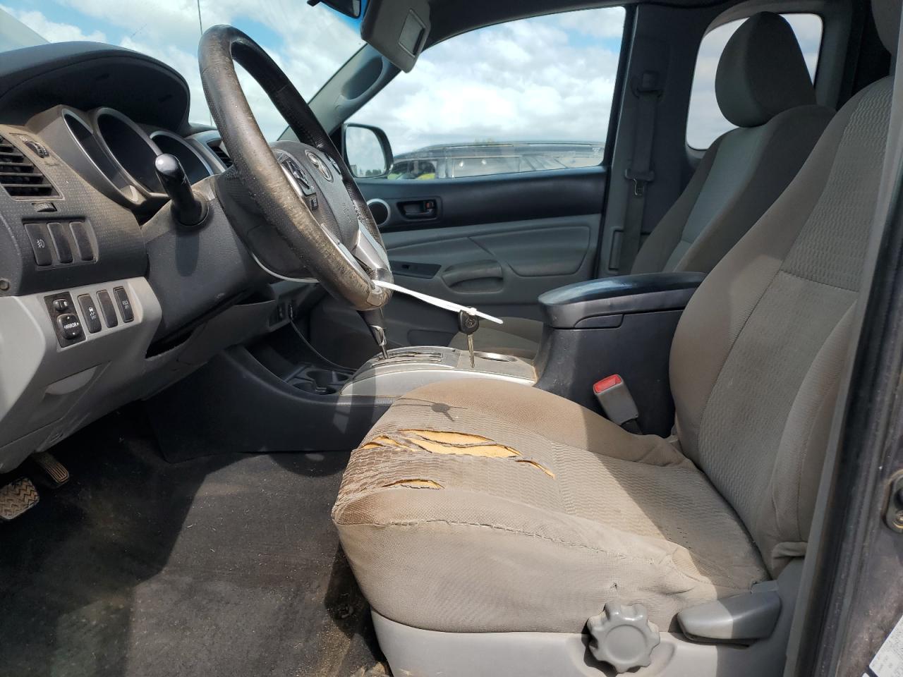 2015 TOYOTA TACOMA