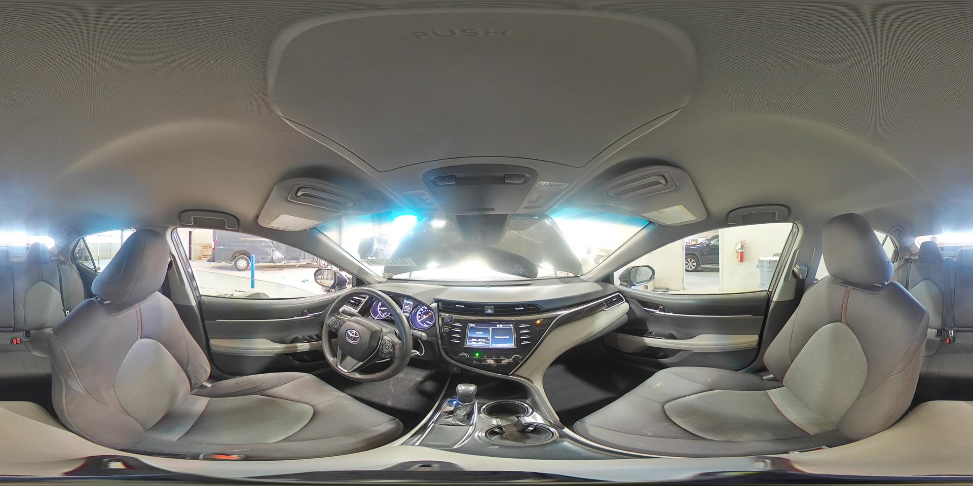 2018 TOYOTA CAMRY