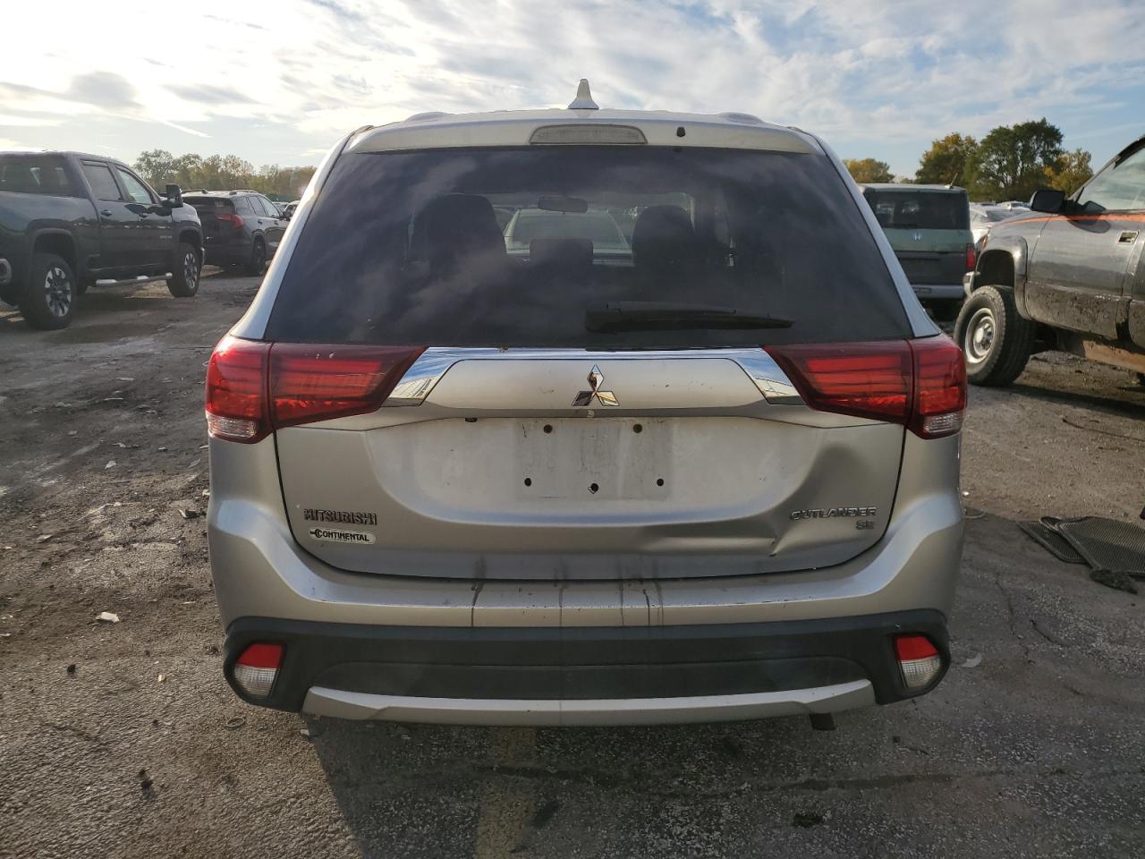 2018 MITSUBISHI outlander