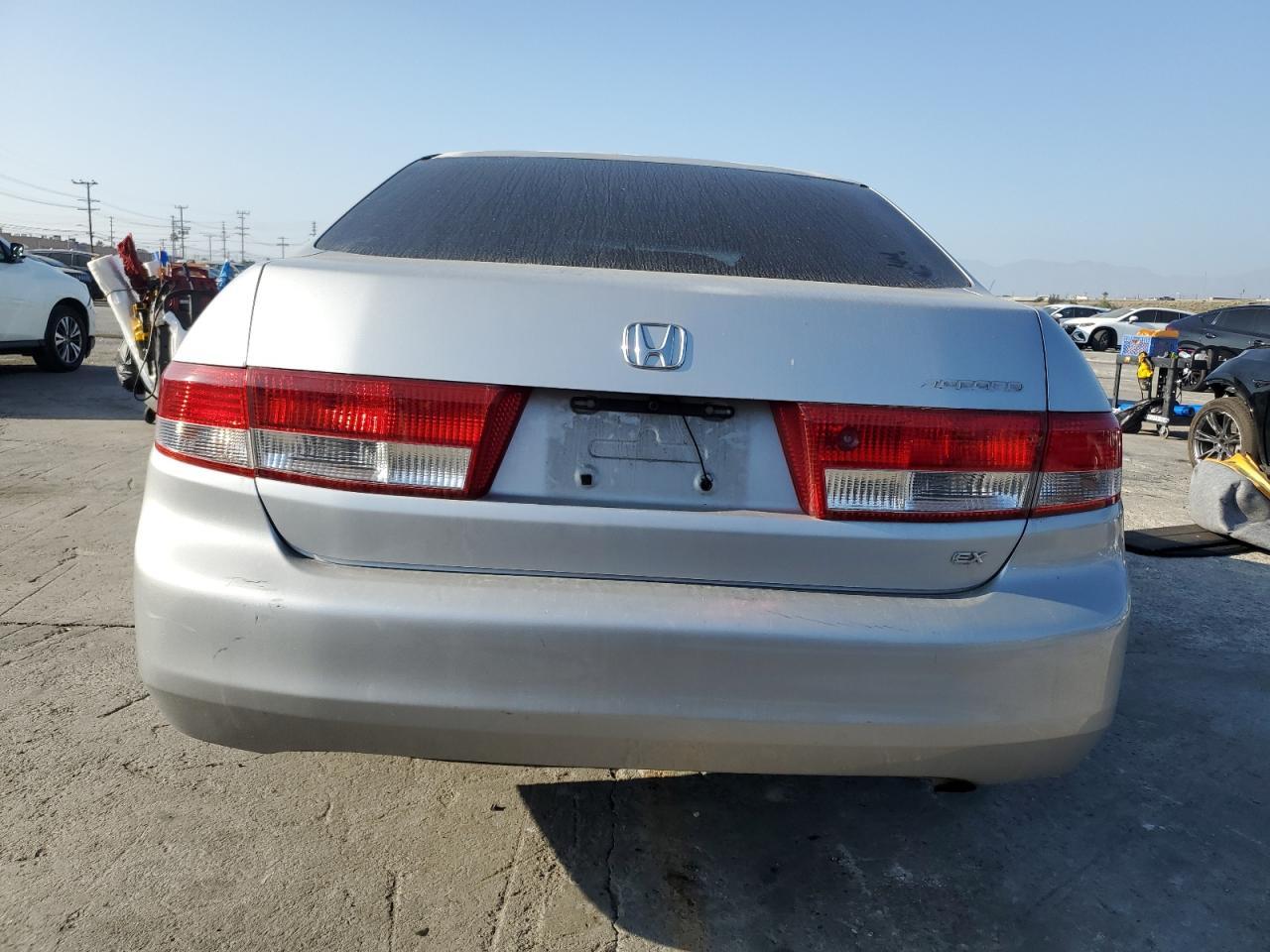 2004 HONDA ACCORD