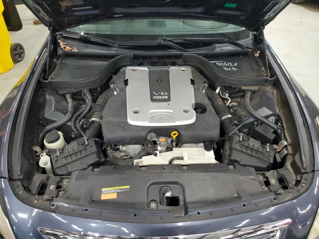 2013 INFINITI G37