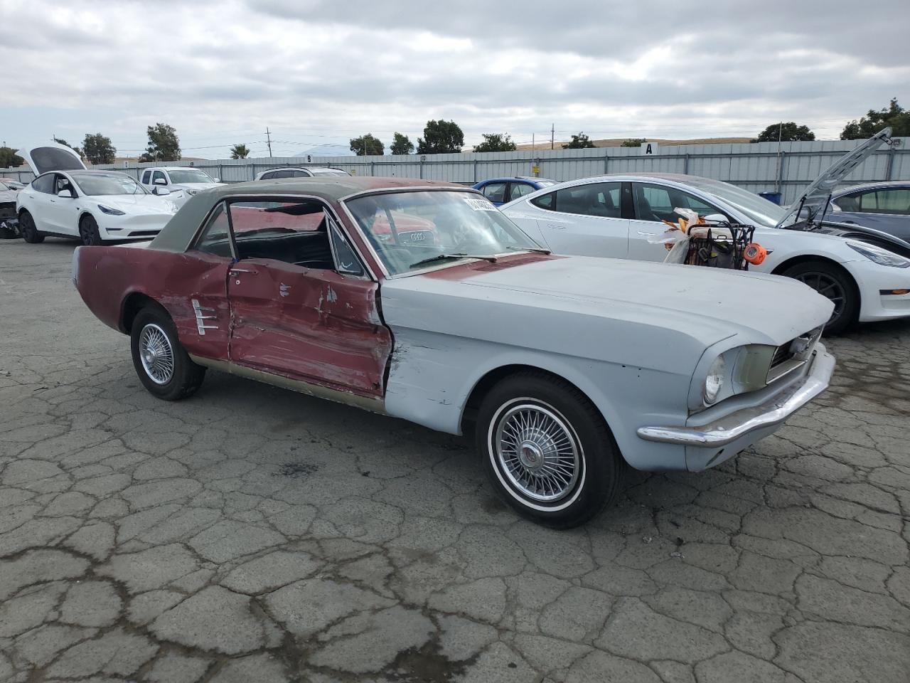 1966 FORD MUSTANG