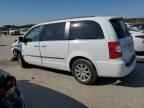 2016 CHRYSLER Town & Country