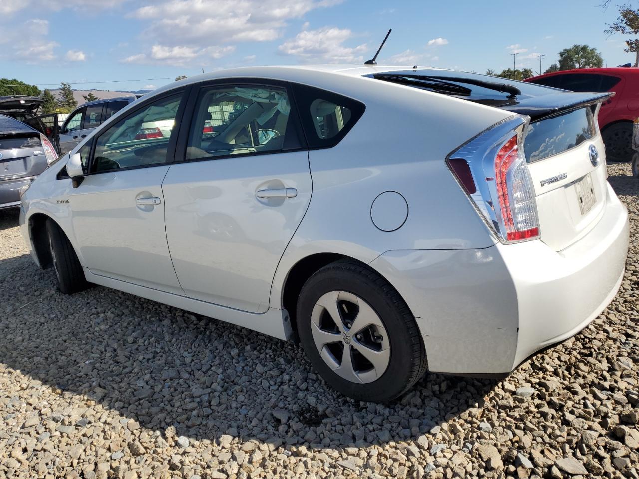 2015 TOYOTA PRIUS