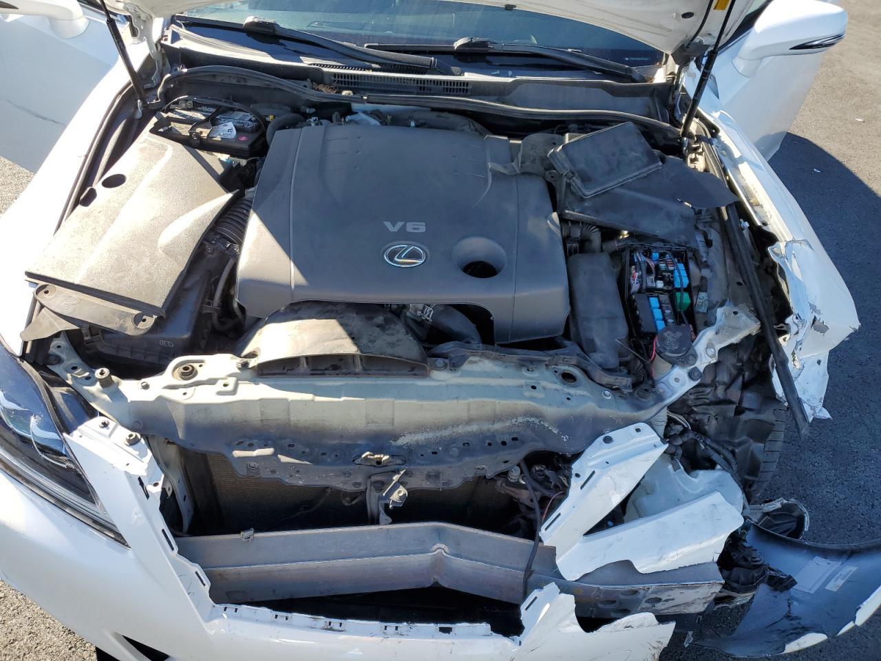 2013 LEXUS IS 250
