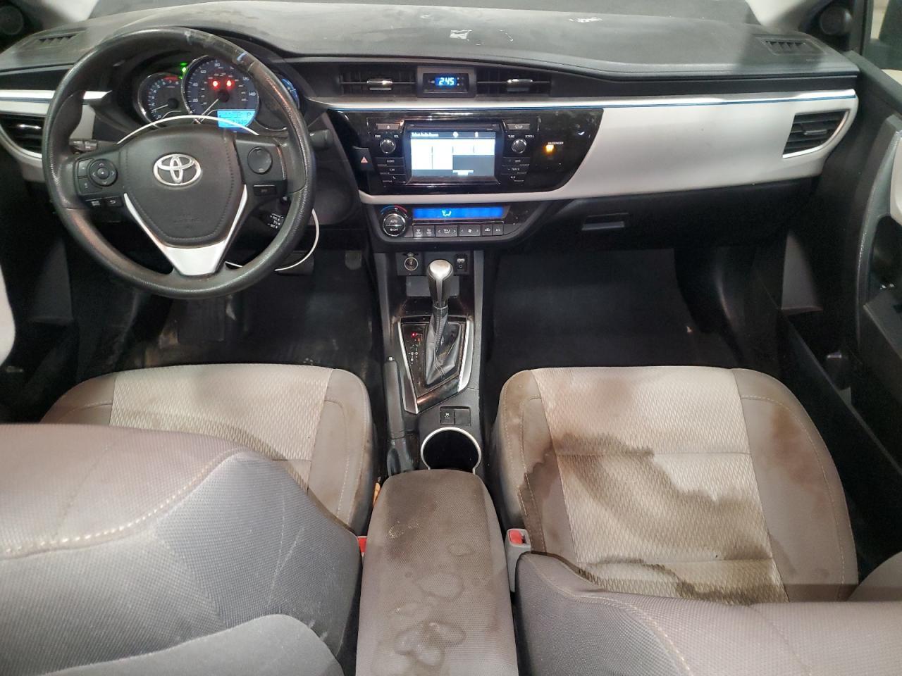 2015 TOYOTA COROLLA