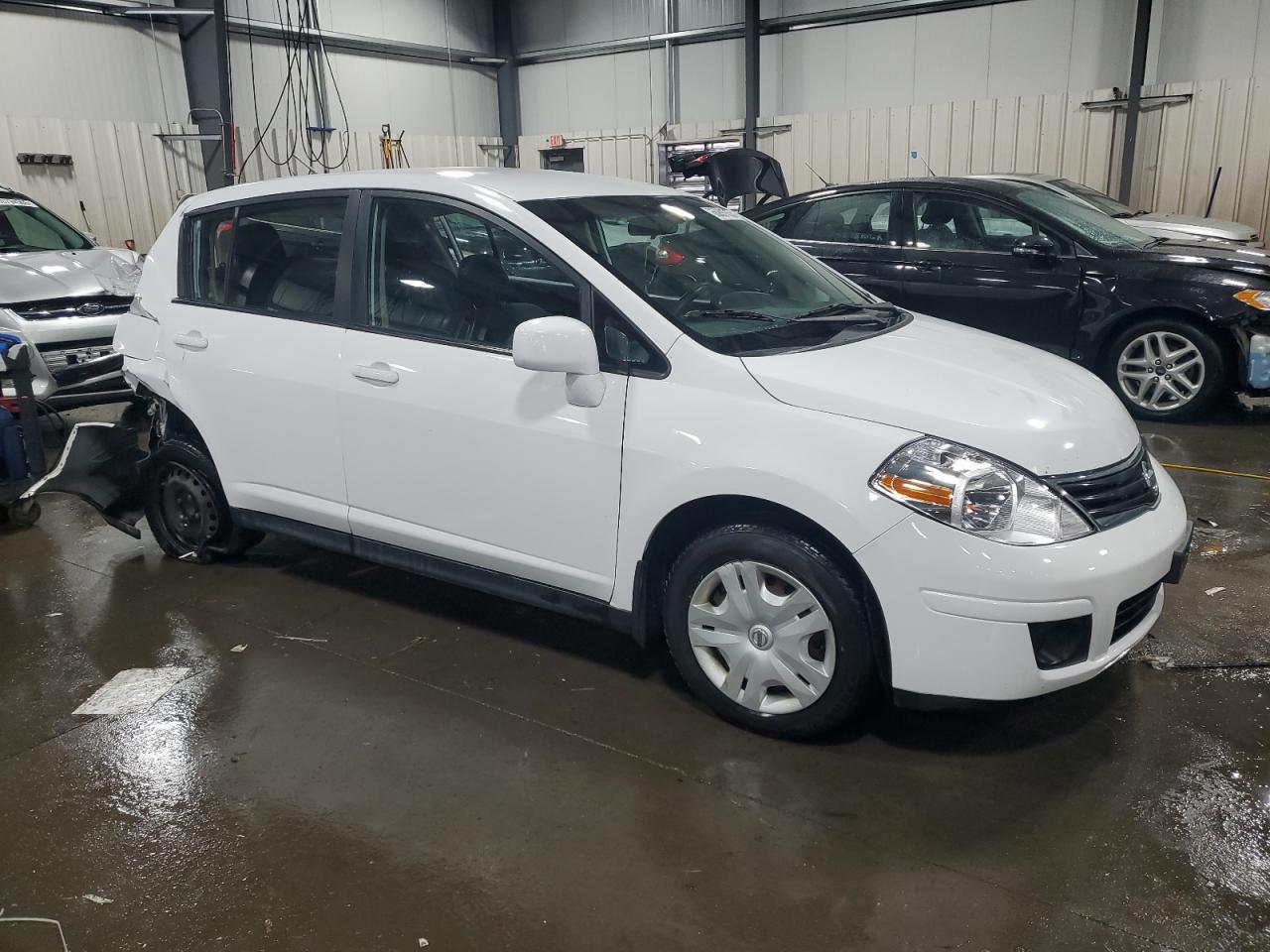 2011 NISSAN VERSA