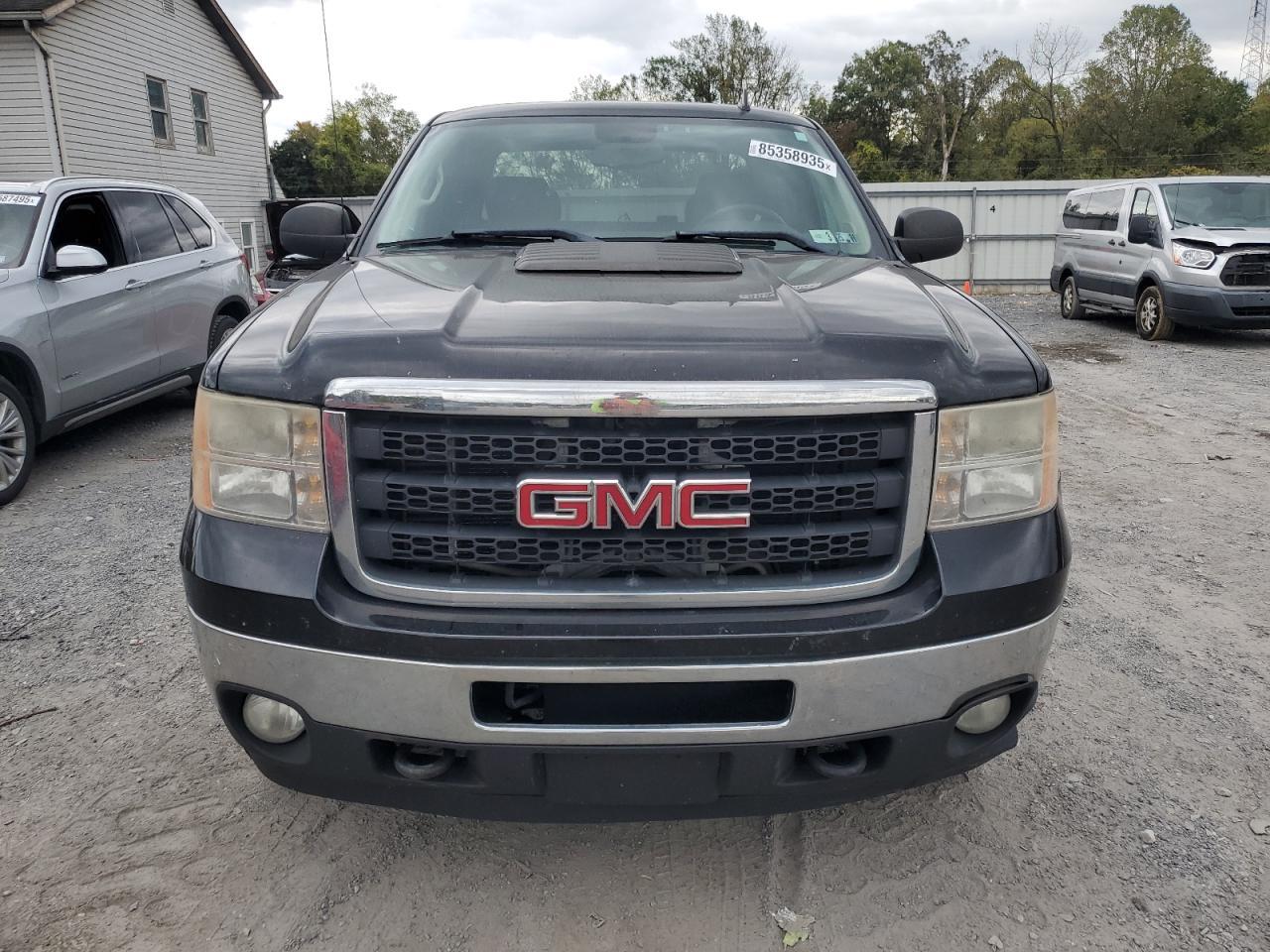 2011 GMC Sierra