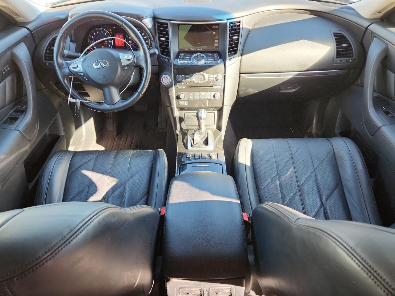 2010 INFINITI FX35