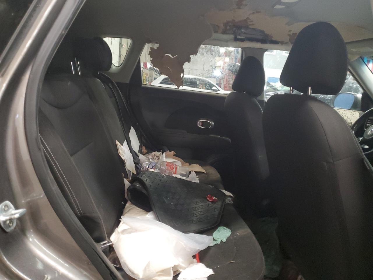 2019 KIA SOUL