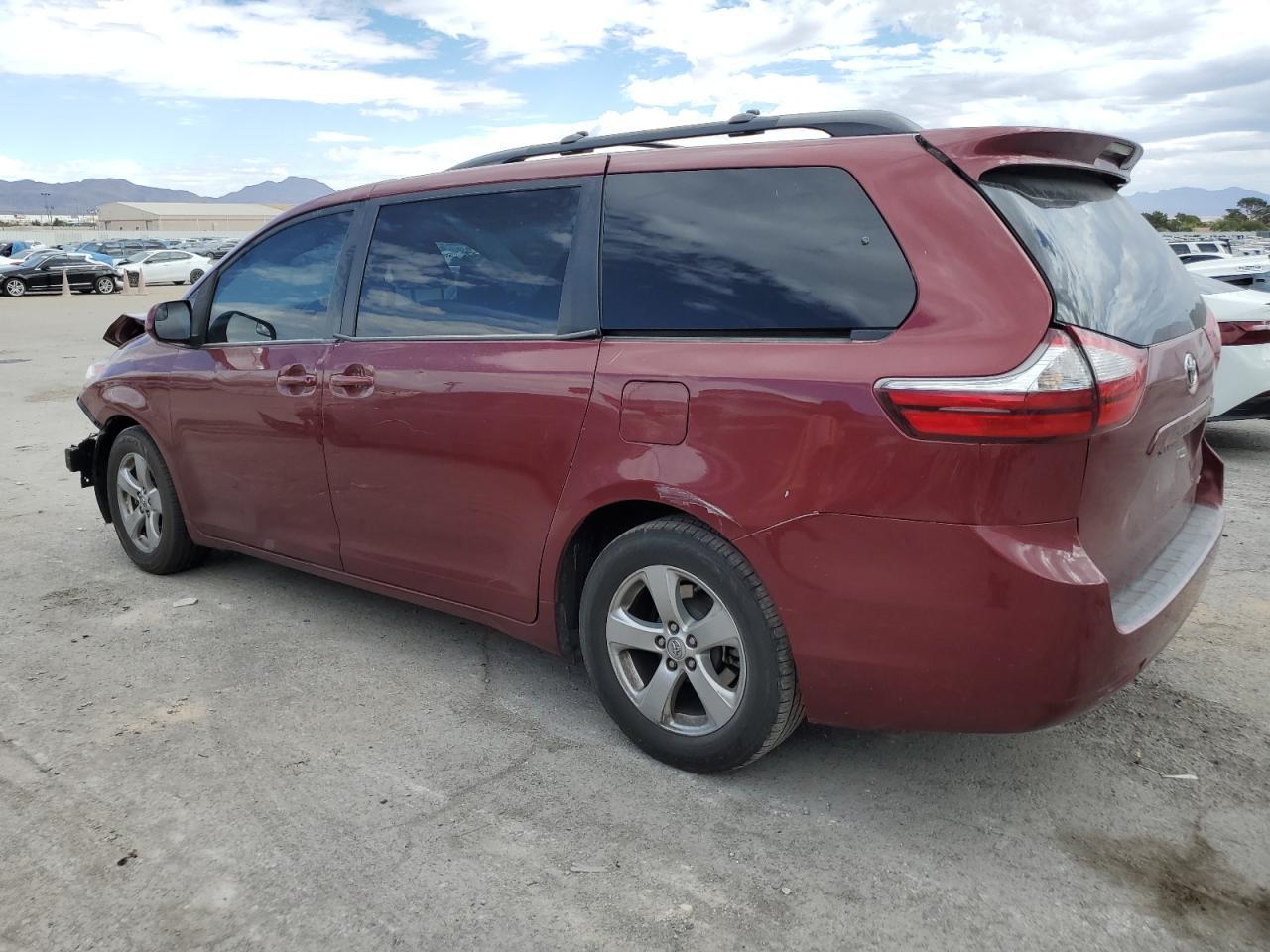 2015 TOYOTA SIENNA