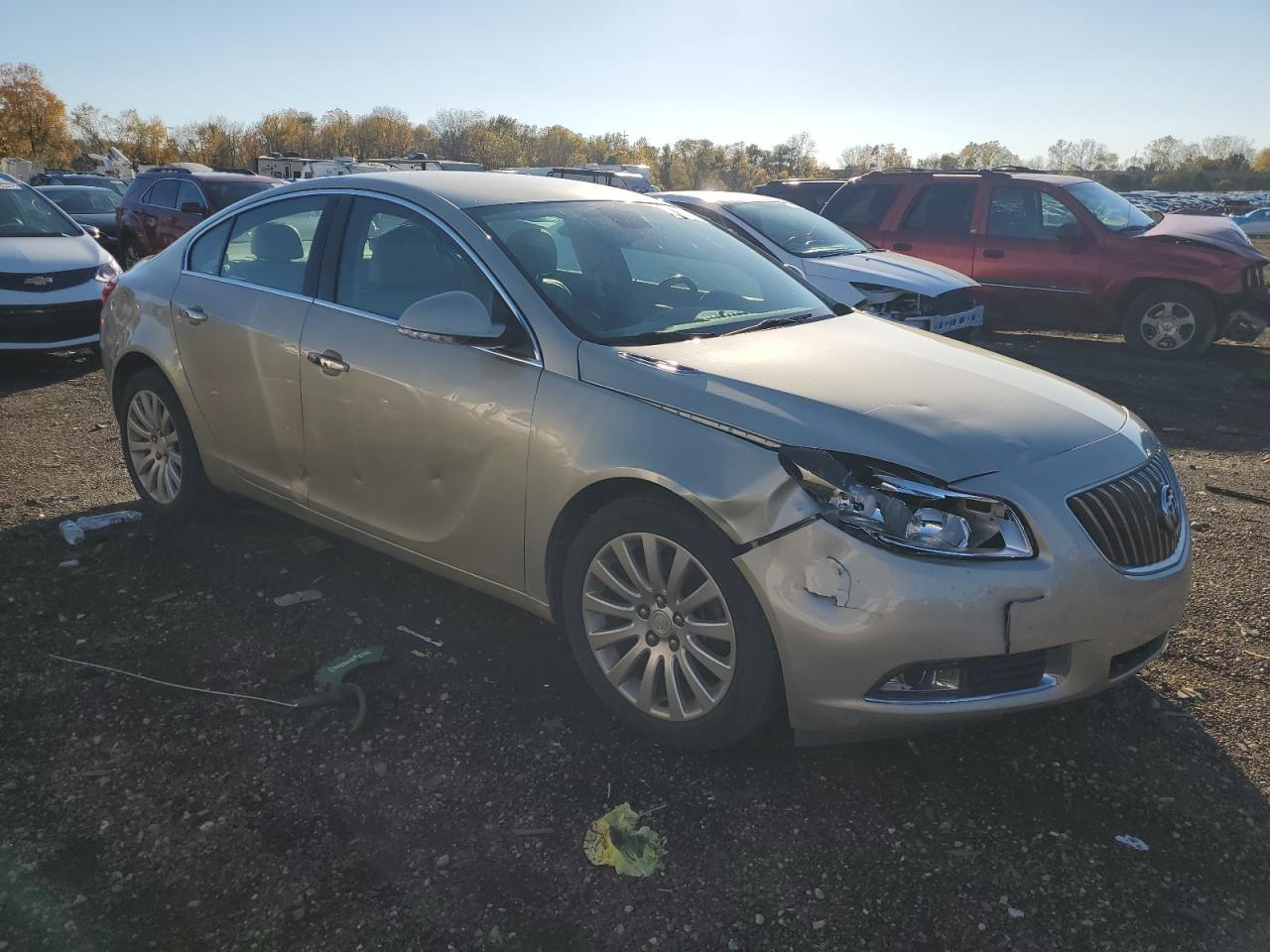 2013 BUICK Regal