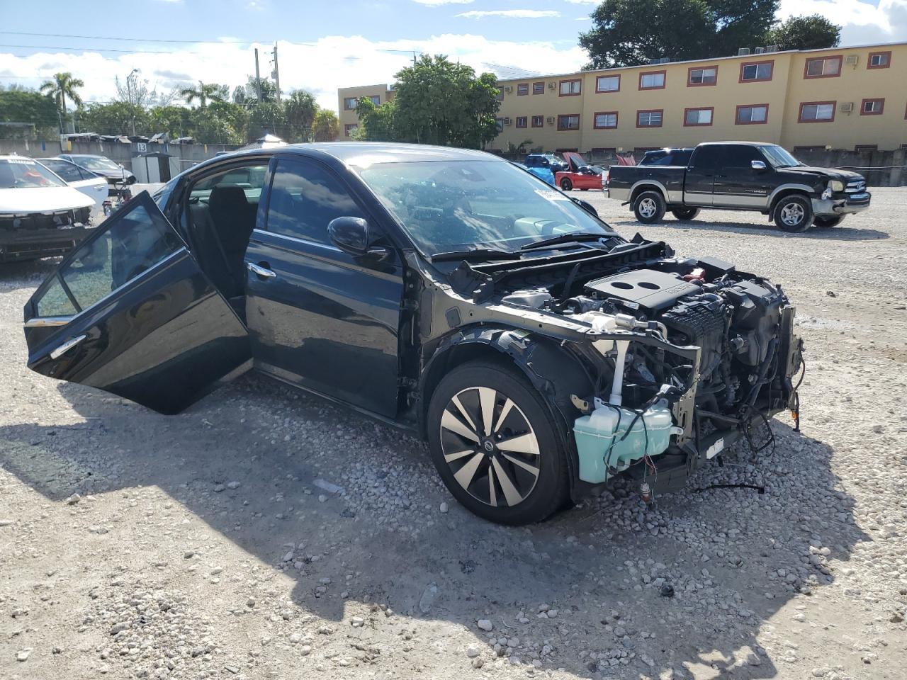 2019 NISSAN ALTIMA