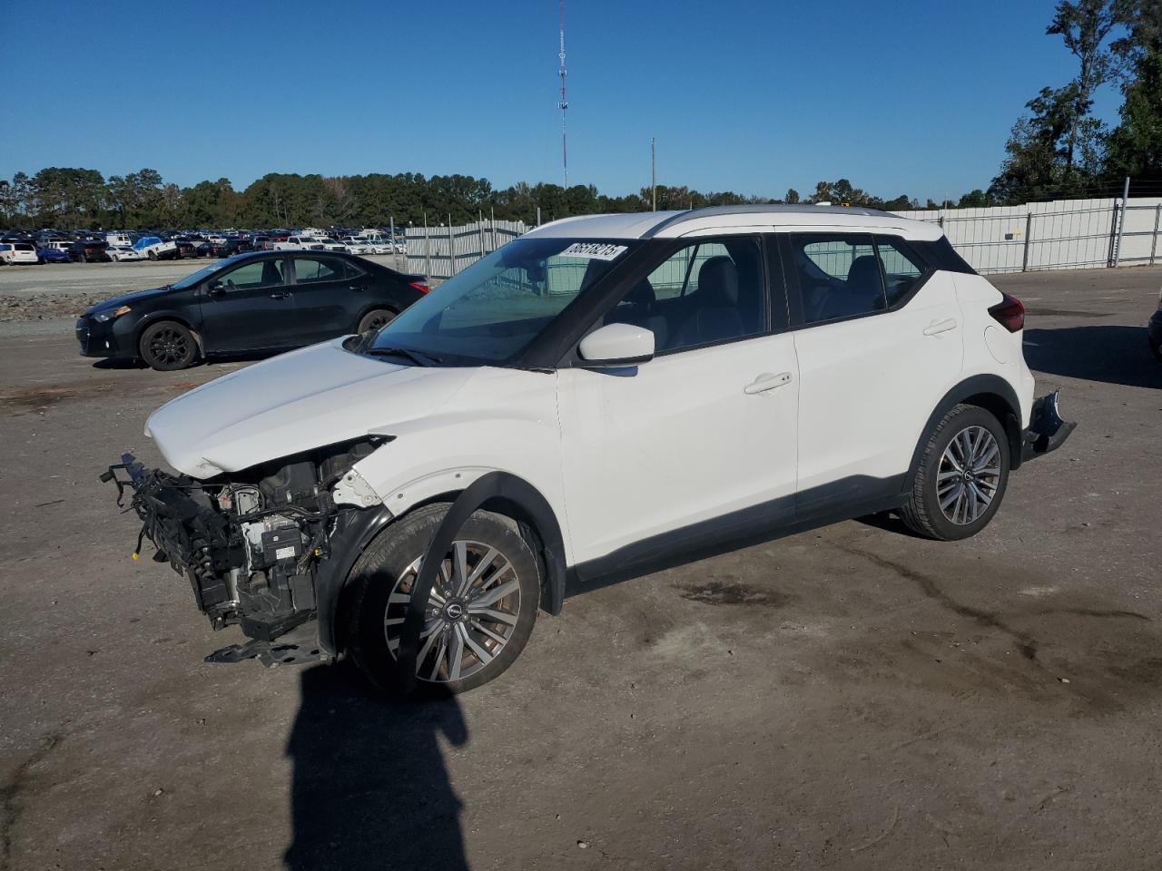 2023 NISSAN KICKS