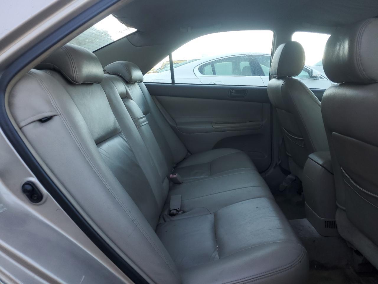 2004 TOYOTA CAMRY