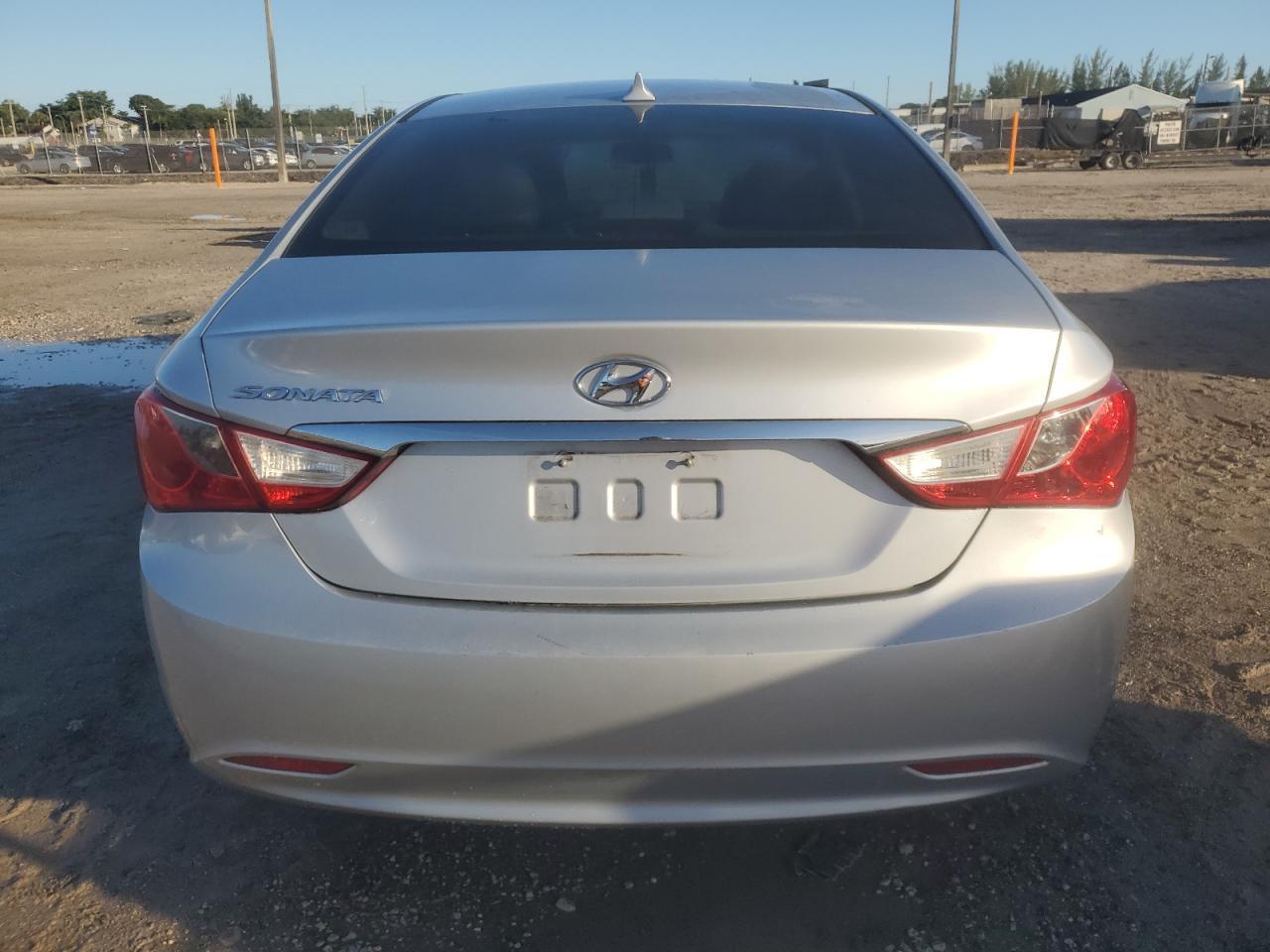 2012 HYUNDAI SONATA