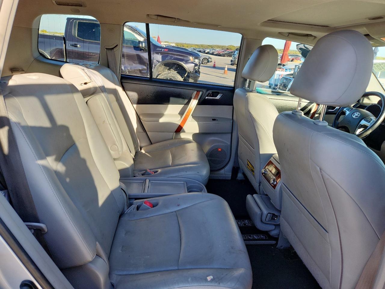 2011 TOYOTA Highlander Hybrid