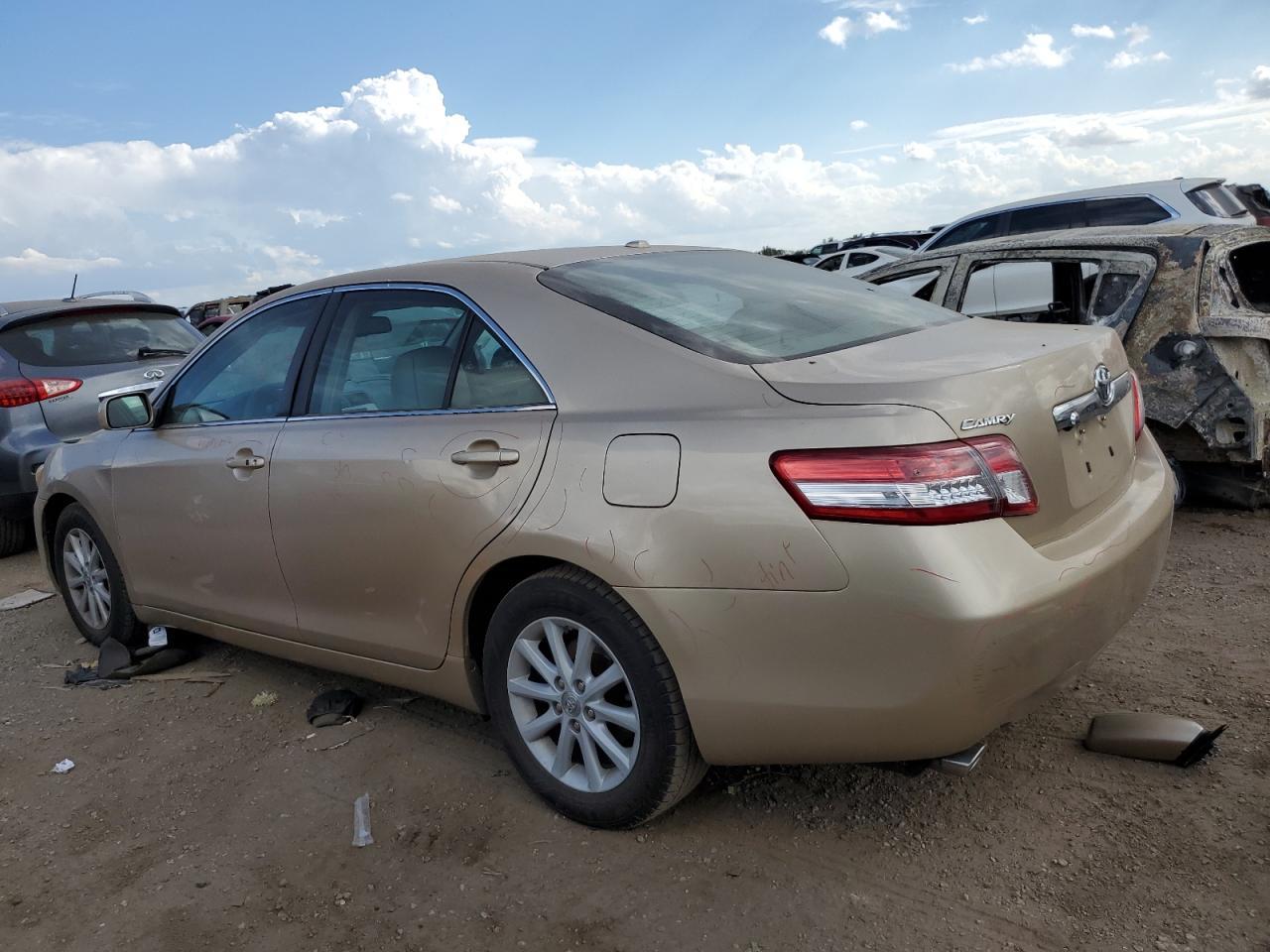 2010 TOYOTA CAMRY