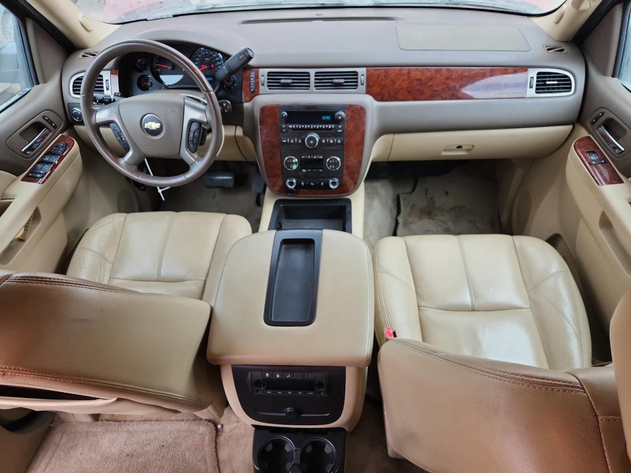 2014 CHEVROLET Tahoe
