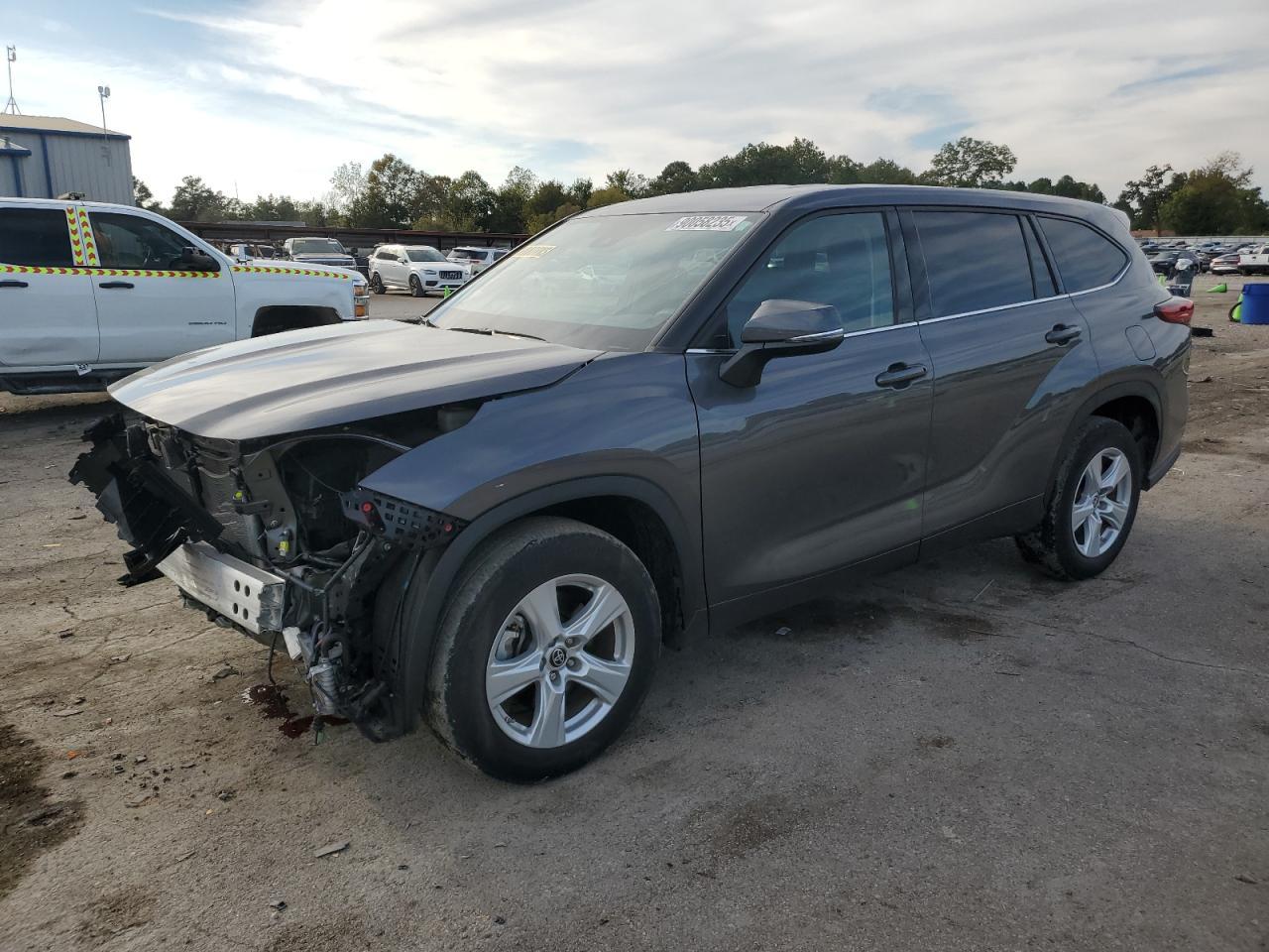 2022 TOYOTA HIGHLANDER