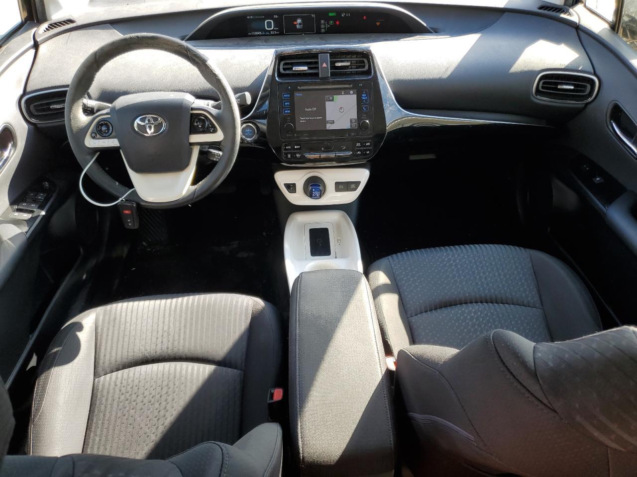 2016 TOYOTA PRIUS