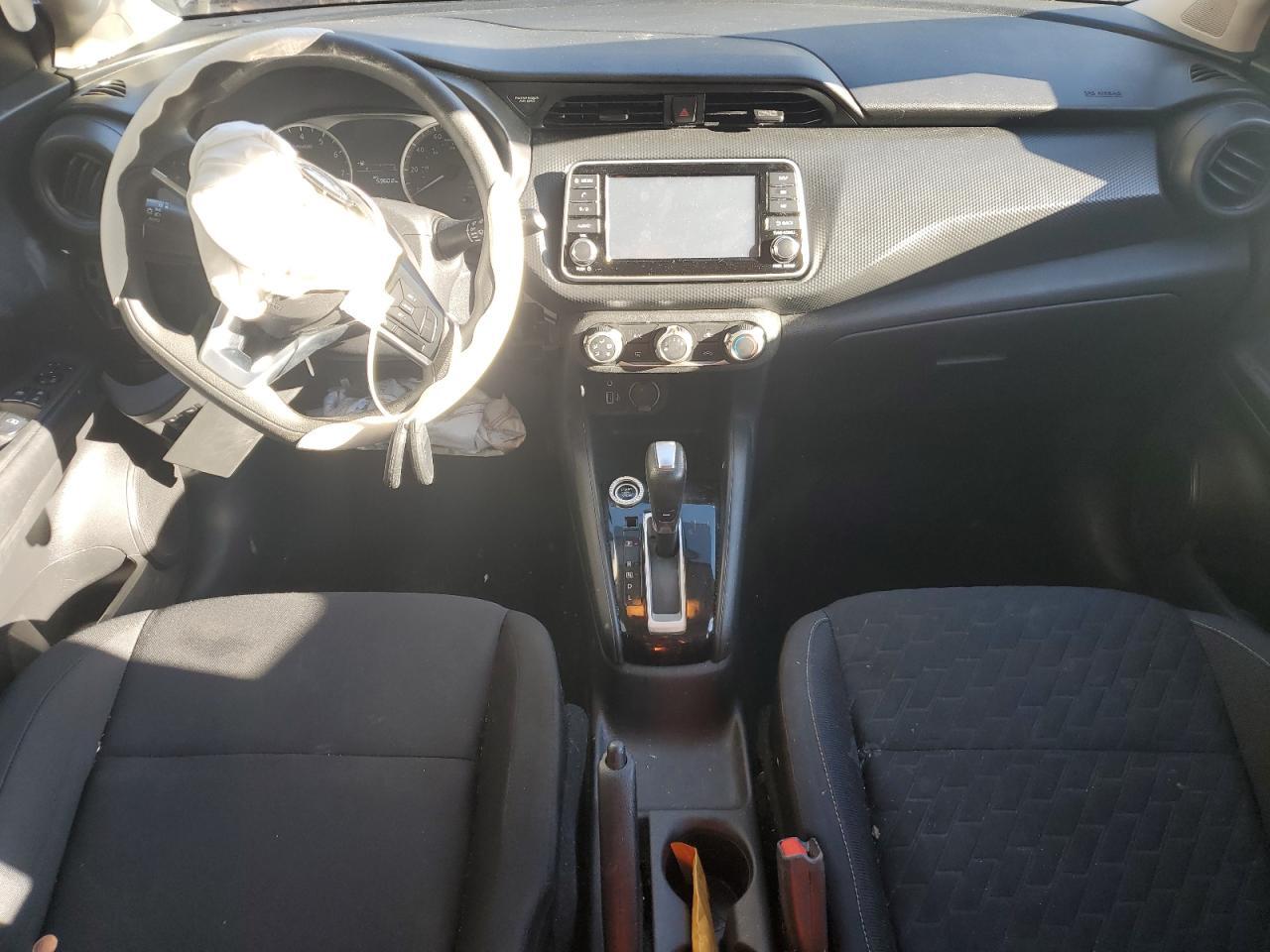 2021 NISSAN KICKS