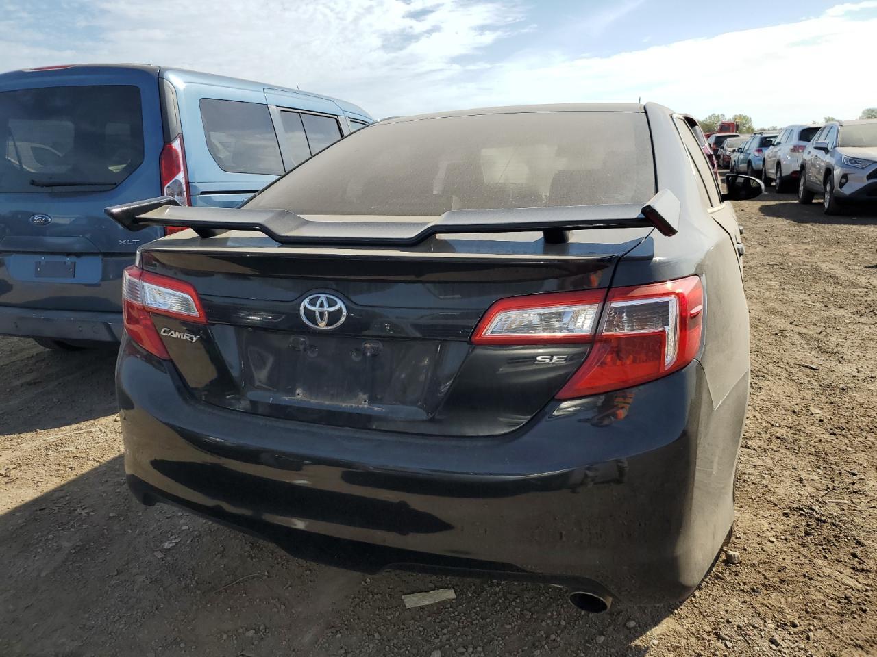 2014 TOYOTA CAMRY