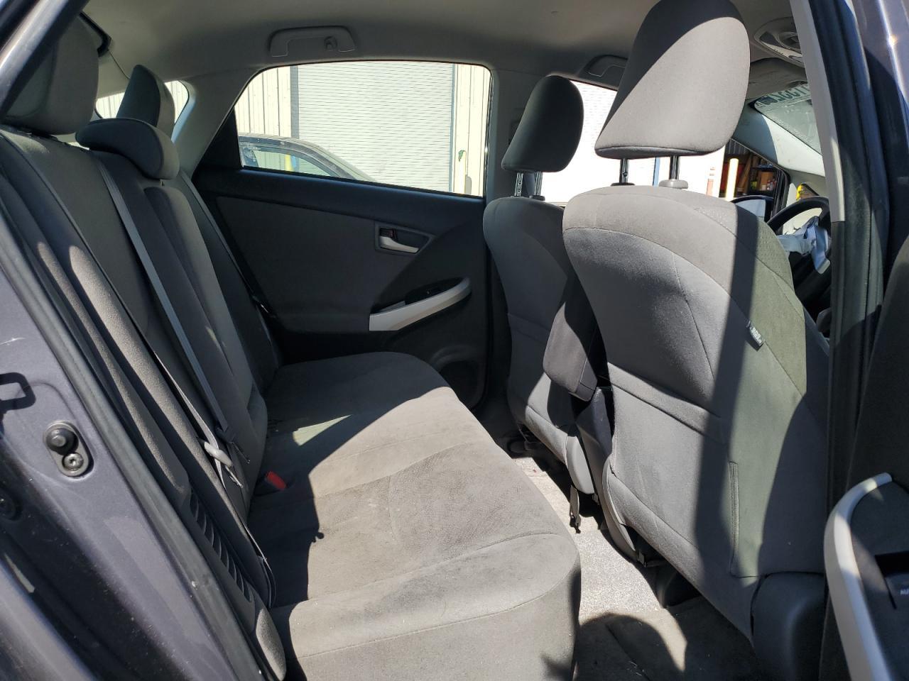 2013 TOYOTA PRIUS