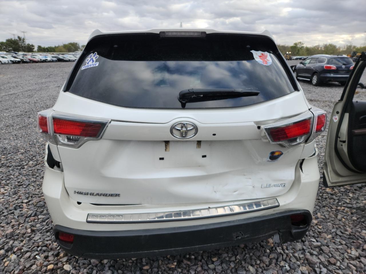 2016 TOYOTA HIGHLANDER