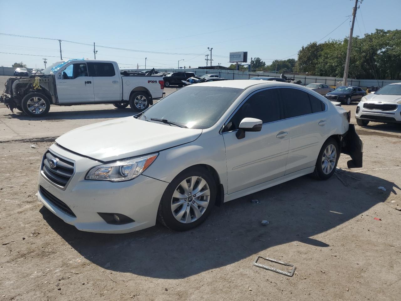2017 SUBARU Legacy