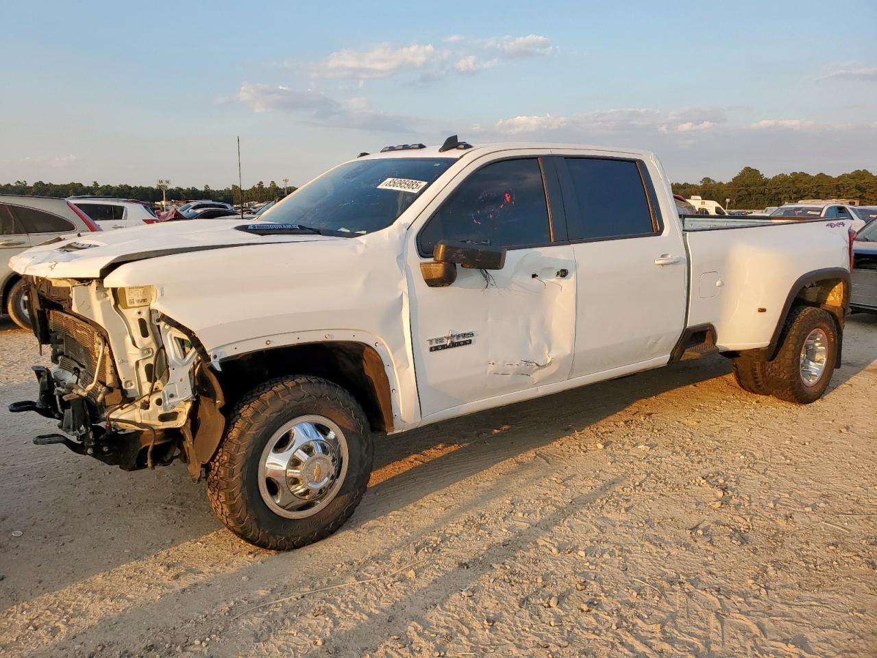 2024 CHEVROLET Silverado