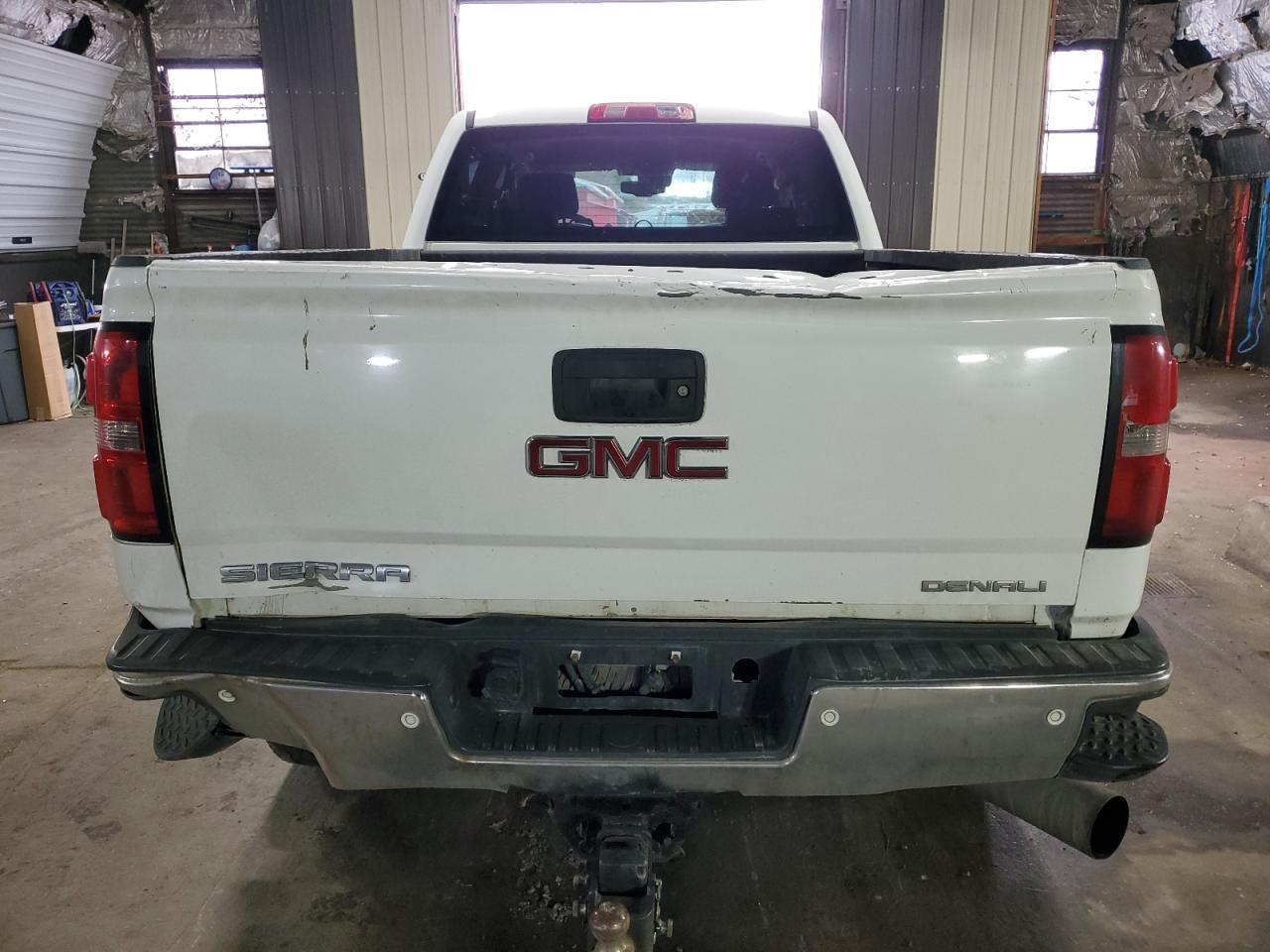 2016 GMC Sierra