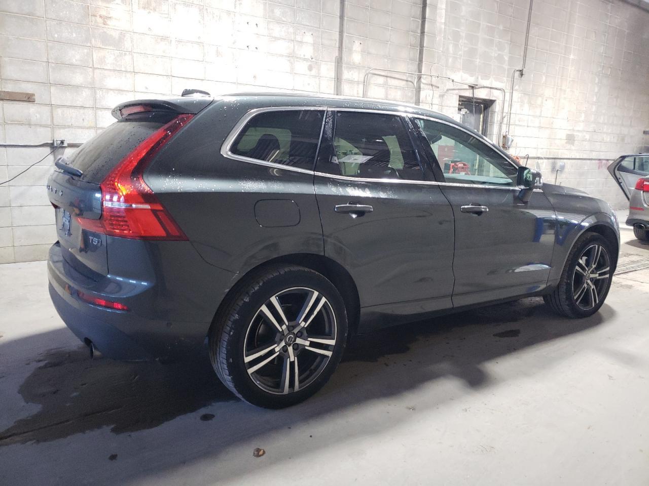 2018 VOLVO XC60
