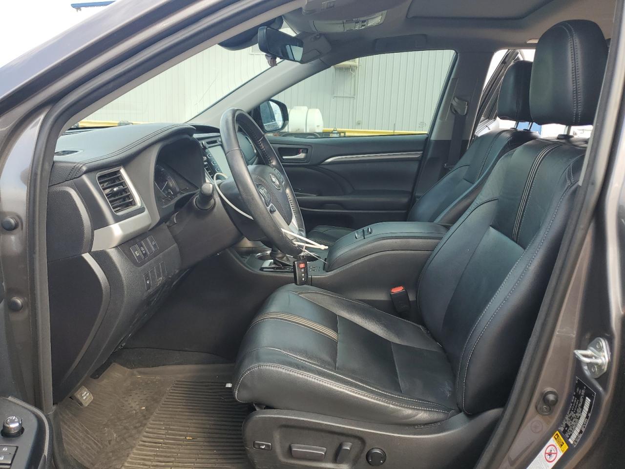 2018 TOYOTA HIGHLANDER