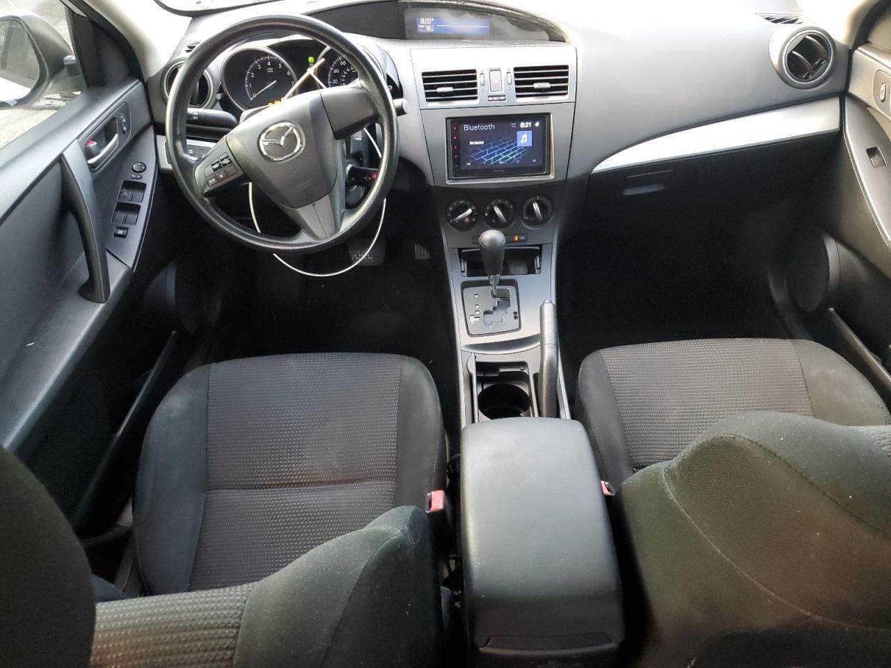 2013 MAZDA 3
