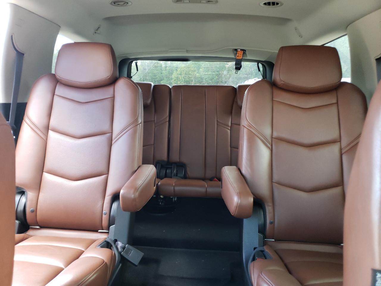 2016 CADILLAC ESCALADE