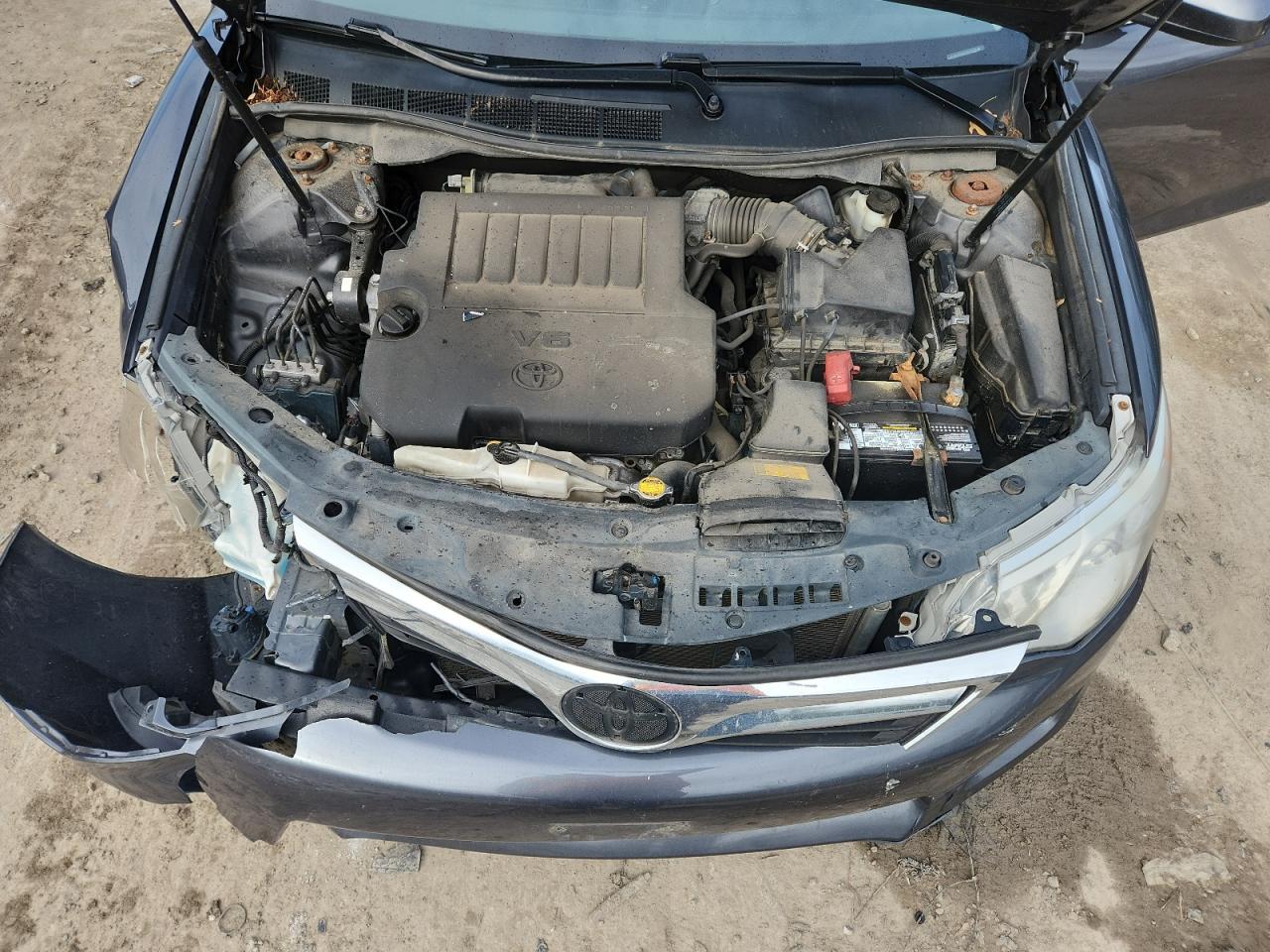 2012 TOYOTA CAMRY